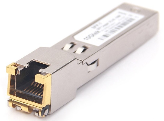 ������ SNR SNR-SFP+T 10G � ����������� RJ45, �� 20 �