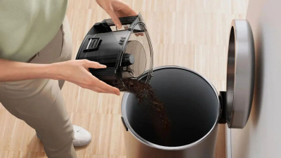 ������� Bosch Serie 4 BGC21X300 550�� ������