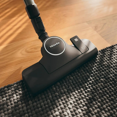 ������� Miele Boost CX1 125 Edition Obsidian ������