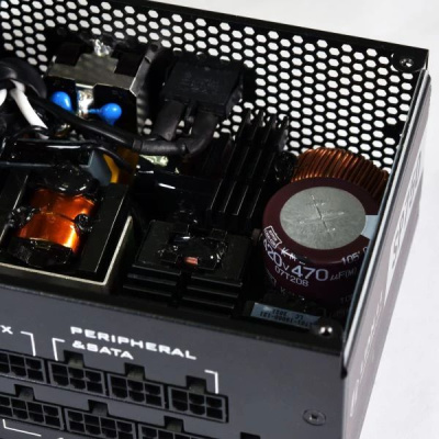 ���� ������� Lian Li SP750, 750��, 80+ Gold, SFX, ������, retail G89.SP750B.00EU
