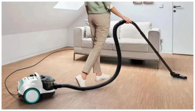 ������� Bosch Serie 4 BGC21HYG1 550�� �����/������