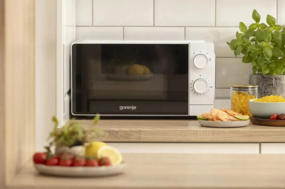 ������������� ���� Gorenje MO20CE1W5 20�. 700�� �����